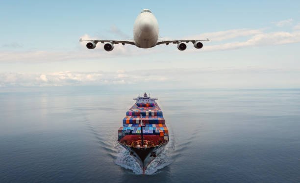 Air Freight vs Sea Freight — Which One Should You Choose?